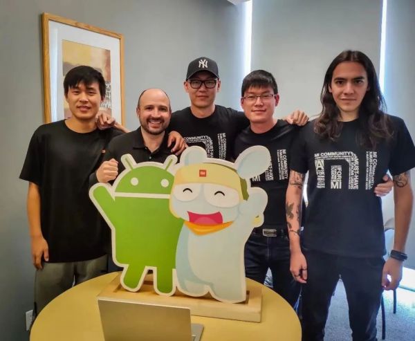 長(zhǎng)沙炭河服飾有限公司,長(zhǎng)沙西服定制公司,工作服定制,沖鋒衣定制,T恤定制