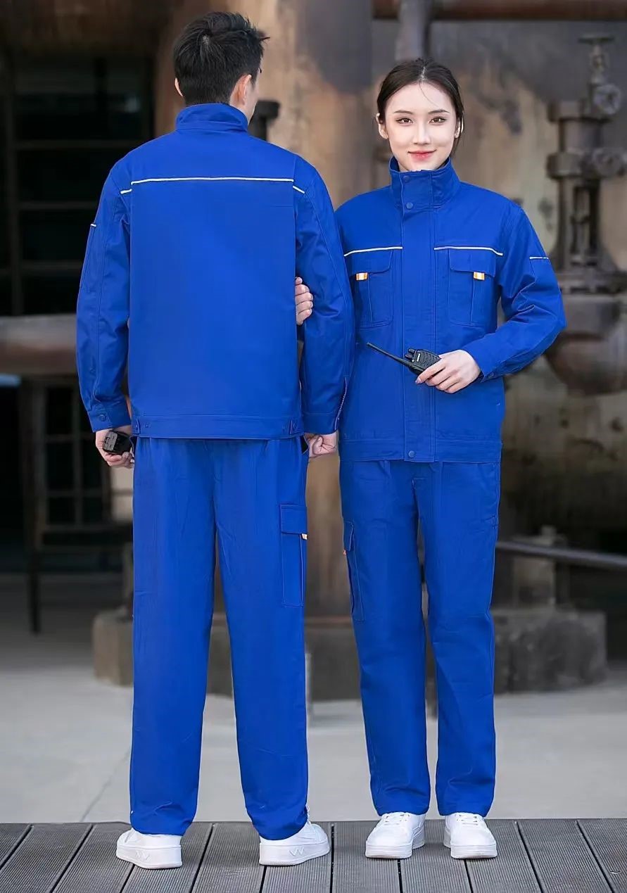 長沙炭河服飾有限公司,長沙西服定制公司,工作服定制,沖鋒衣定制,T恤定制